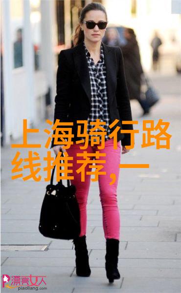 女生捏小兔兔的温馨时刻一段让人回味无穷的视频记录