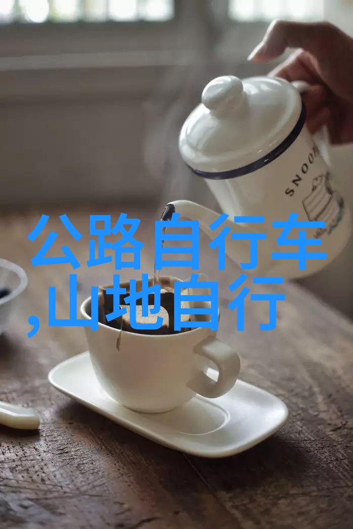 中国旅游数据网金茂大厦88层观光厅瞬间冲顶