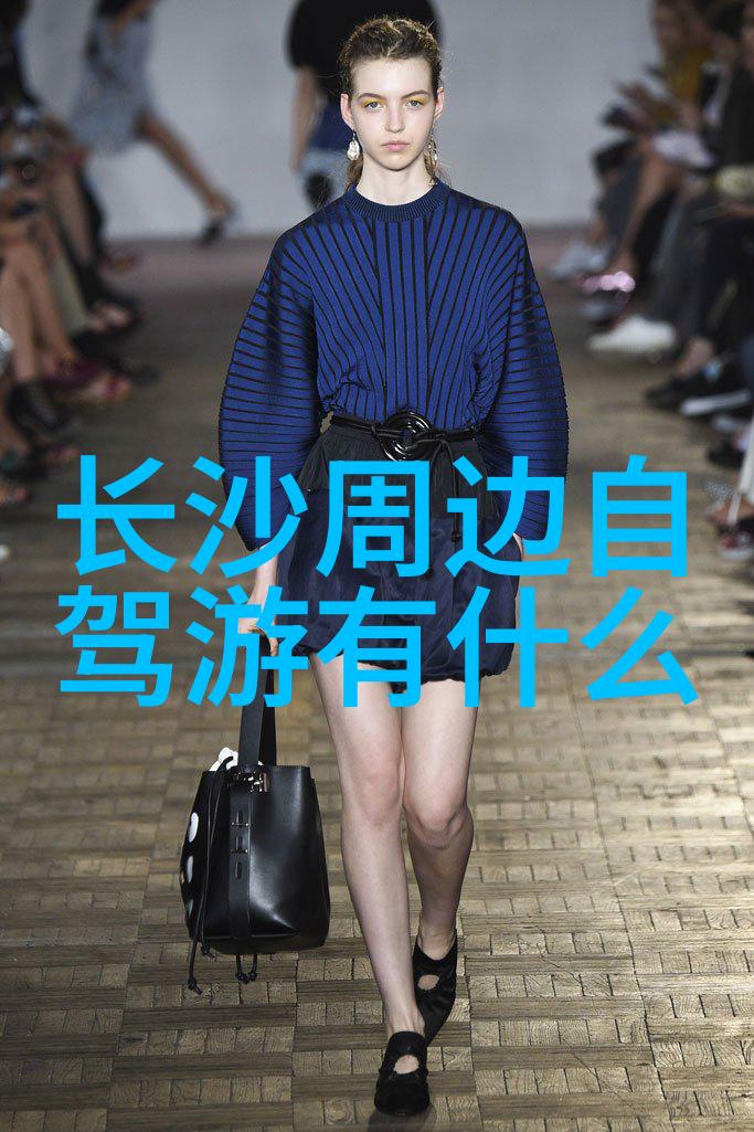 三亚之冠探索房车生活的美好春天