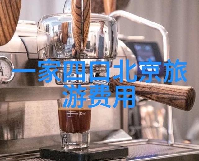 香坊大街夜市体验品尝当地美食感受热闹氛围