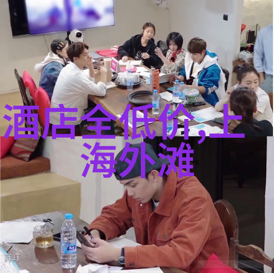 高楼大厦背后的故事现代城市文化的深度解读