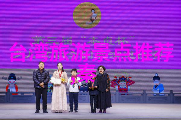 火箭少女101演唱会火箭少女101的热情现场表演