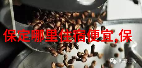 新疆赛里木湖畔的长清莲台山碧波荡漾下的仙境秘境