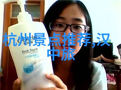 冬日里的舒适生活家居装饰与温馨布置