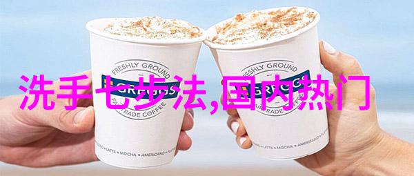 雪域春晓体验稻城亚丁的季节变换