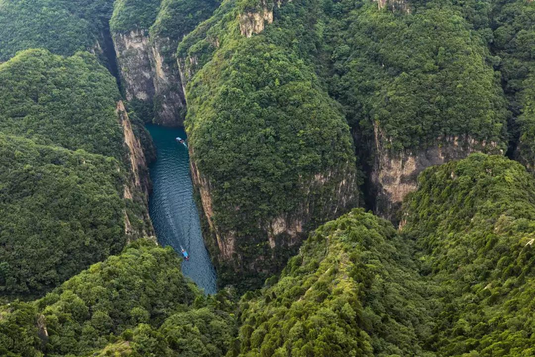 太行大峡谷风景怎么样_太行山大峡谷风景区_太行山大峡谷风情小镇/