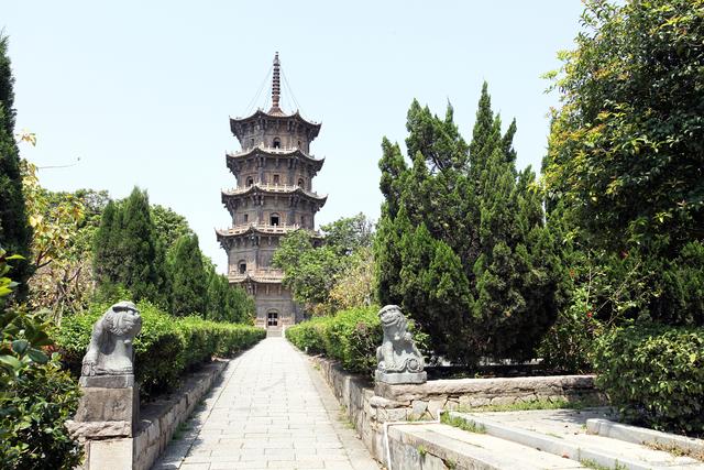 十一旅游推荐去国外_去南宁旅游一般都是那些景点_泉州旅游必去十大景点推荐
